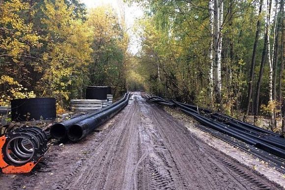 Монолитные работы на водопроводе в Лесном завершат в октябре