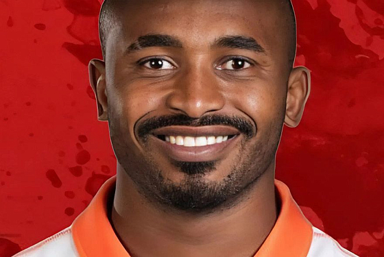 Форвард из ЮАР Андиса Нтсила стал игроком РК «Локомотив-Пенза» Форвард из ЮАР Андиса Нтсила стал игроком РК «Локомотив-Пенза»