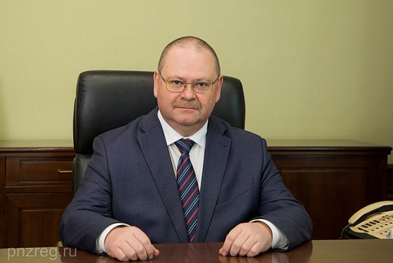 Олег Мельниченко поздравил пензенских дорожников