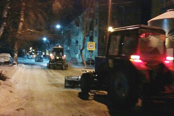 В Пензе ночью дороги чистили 60 единиц техники