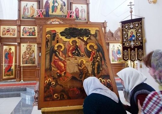 Троицкому монастырю в Пензе подарили чудотворную икону