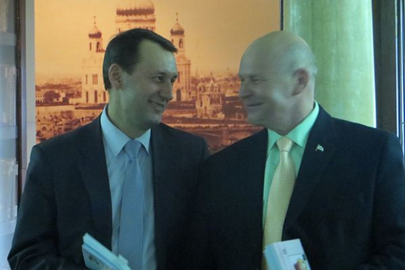 Фото||автора В Пензе «советские книголюбы» презентовали «Книгу о книге»