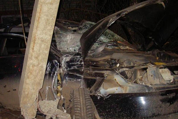 Фото||gibdd.ru В Пензенской области «Лада» врезалась в столб, 6 человек получили травмы