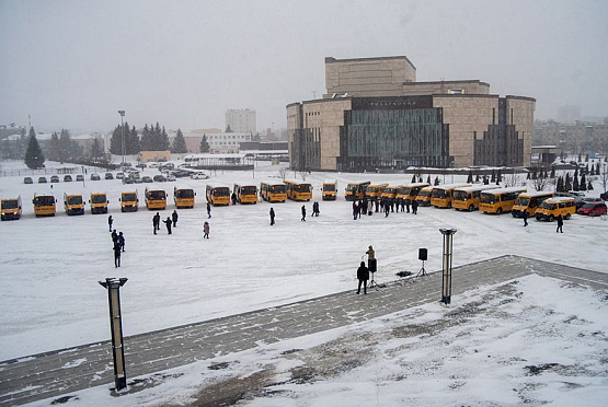 Школы Пензенской области пополнились новыми автобусами