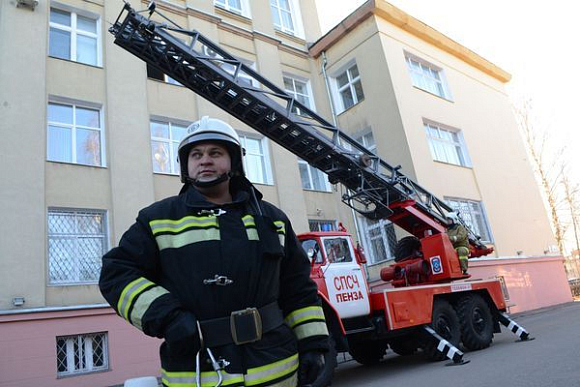 В Пензе из «горящего» здания ПГУАС спасли пять человек