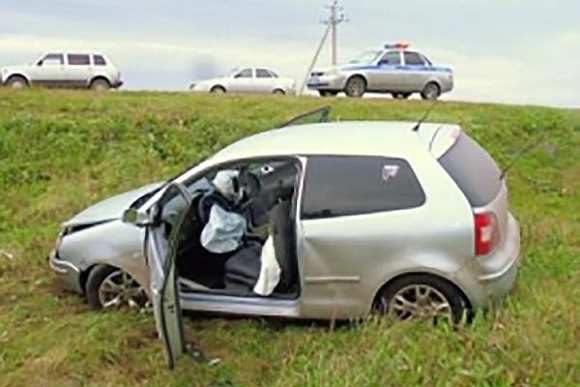 Фото||58.mchs.gov.ru В Нижнеломовском районе столкнулись КамАЗ и Volkswagen
