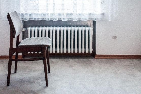 Из-за аварии на Минской без тепла остались 24 дома, школа и 2 детских сада