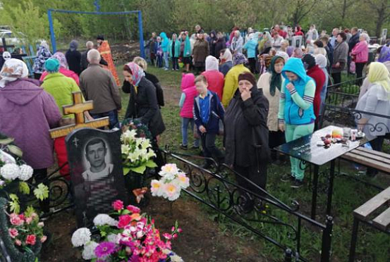Православные пензенцы отмечают Радоницу 2019