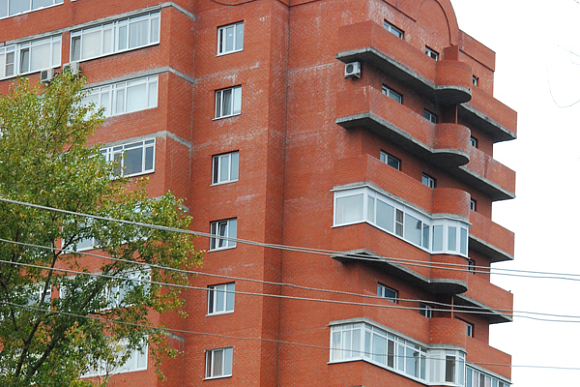 Фото||Владимир ГРИШИН В Пензе полицейские сняли с крыши двух девушек-подростков