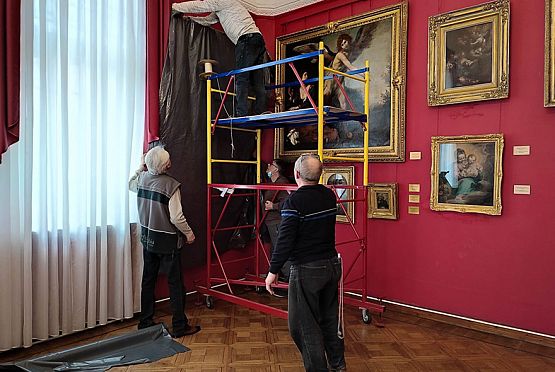 Пензенцы увидят экспонаты галереи Савицкого в профессиональном свете