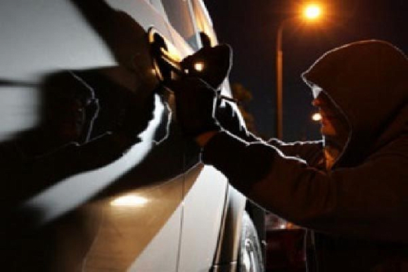 Фото||astrakhan-24.ru Жители Мордовии, угнавшие «Мазду» из центра Пензы, пошли под суд