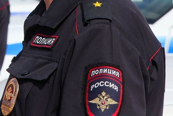 В Кузнецке жертва домашнего насилия смогла сбежать и позвонить в полицию В Кузнецке жертва домашнего насилия смогла сбежать и позвонить в полицию