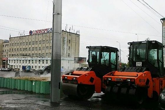 В Пензе на перекрестке улиц Кулакова и Суворова сняли асфальт