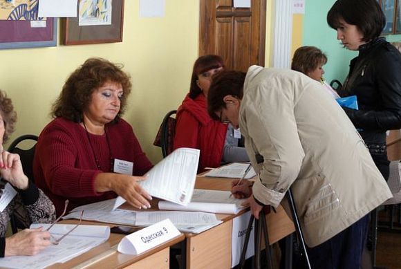 Фото||автора В Пензе на выборы завлекают ярмаркой, песнями и плясками