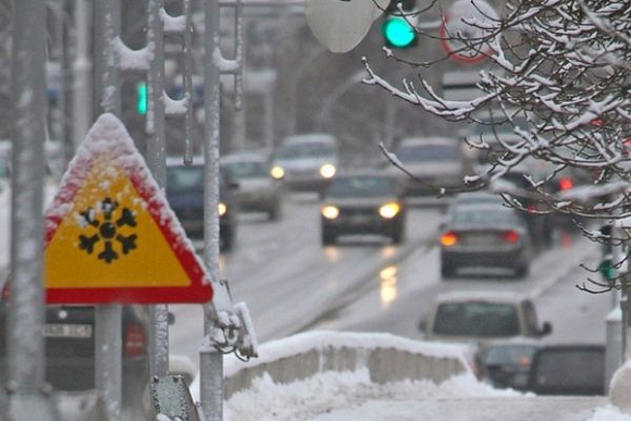 Пензенская Госавтоинспекция просит автомобилистов и пешеходов быть внимательнее