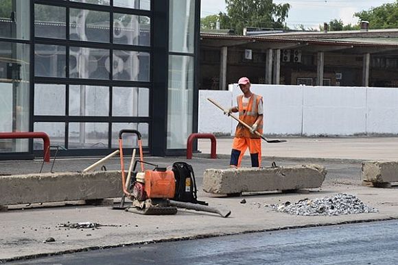 В Пензе 2 июля ремонтом дорог заняты 4 бригады