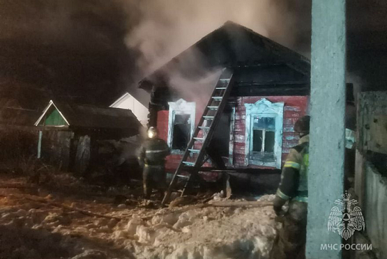 В Пензе после пожара обнаружены тела двух человек
