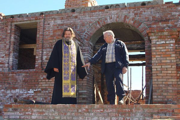 Фото||автора Храм возрождается из пепла