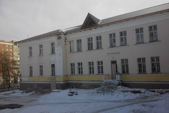Фото||автора В Пензе реконструкция здания роддома на ул. Пушкина отстает от графика