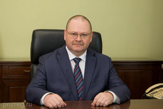 Олег Мельниченко поздравил жителей региона с Днем защитника Отечества
