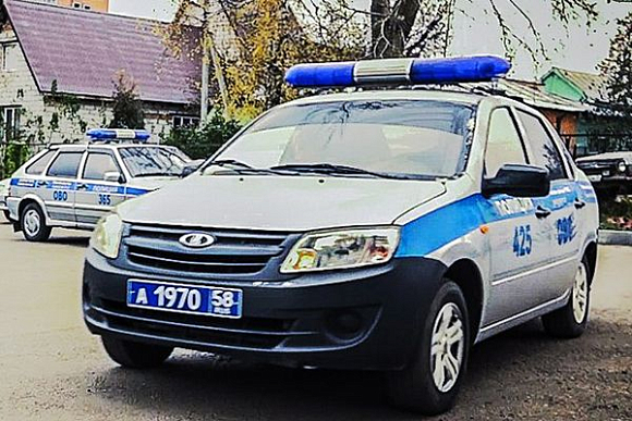 Фото||vk.com/rosgvardpenza В Пензе учеников школы №65 эвакуировали из-за коробки с обувью