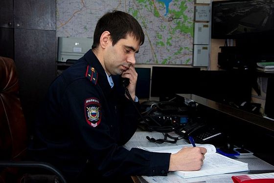 В Каменке девушка похитила у матери покойного возлюбленного деньги В Каменке девушка похитила у матери покойного возлюбленного деньги