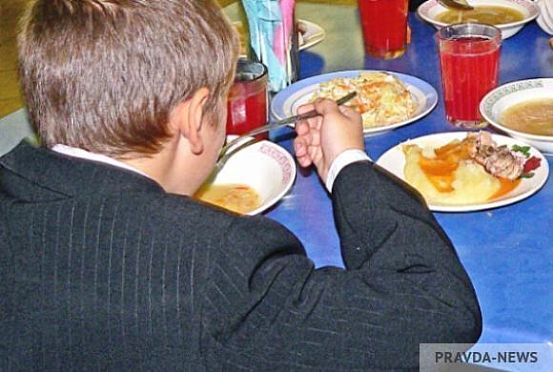 В пензенских школах охват горячим питанием составил 95%