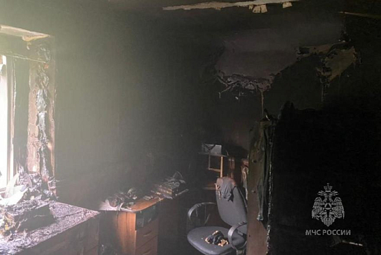 В Кузнецке из горящего дома эвакуировали 15 человек