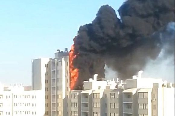 Фото||vk.com, Видео: youtube.com/Евгений Дорогов Стала известна причина пожара в многоэтажке города Спутника