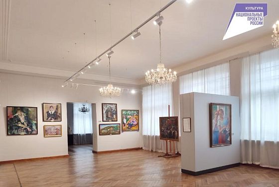 В Пензенской картинной галерее экспонаты предстали в новом свете