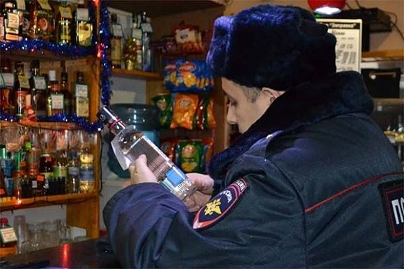 В Пензе в баре на ул. Кижеватова продавали сомнительный алкоголь