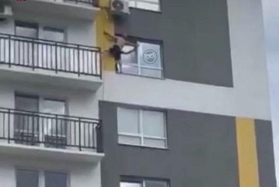 Пензенец в Арбеково пытался влезть в окно квартиры на шестом этаже