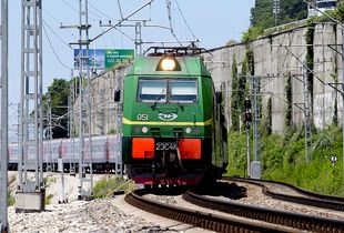 В Пензенской области с рельсов сошел локомотив пассажирского поезда