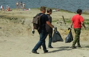 Пензенские блогеры очистили Засеку от мусора