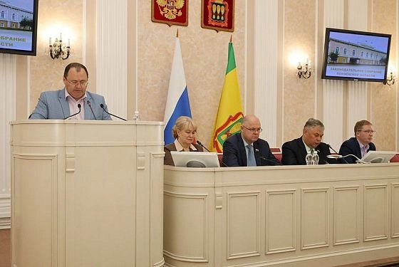 Вадим Супиков принял участие в заседании трех комитетов Заксобра