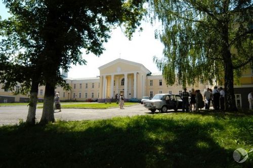 Василий Бочкарев раскритиковал проект музея в бывшем здании роддома №1