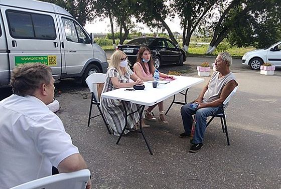 Мобильная приемная губернатора посетила села Пензенского района