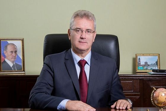 Губернатор Иван Белозерцев поздравил пензенцев с Днем Конституции