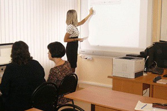 В Пензе учителям английского языка рассказали о моделях использования ИКТ на уроках