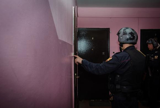 В квартире на Чапаева внучка избила 80-летнюю бабушку