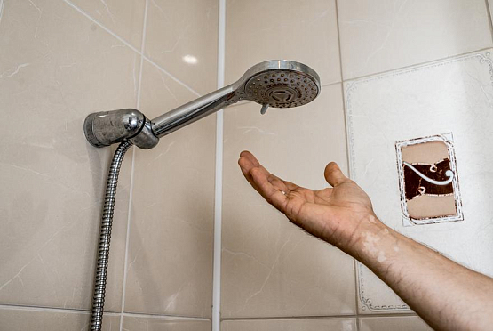 Оставили без ванны и туалета: мастера-ремонтники устроили пензячке бытовой ад