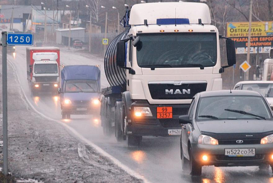 Пензенских водителей предупреждают о наледи на дорогах
