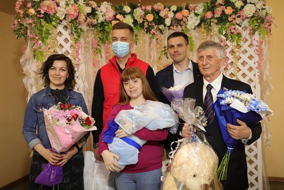 В Пензенском роддоме жительница Донбасса родила малыша