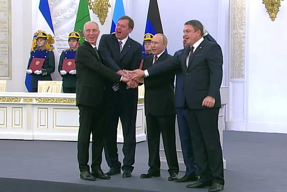 Олег Мельниченко принял участие в церемонии подписания договоров о вхождении новых территорий в состав РФ